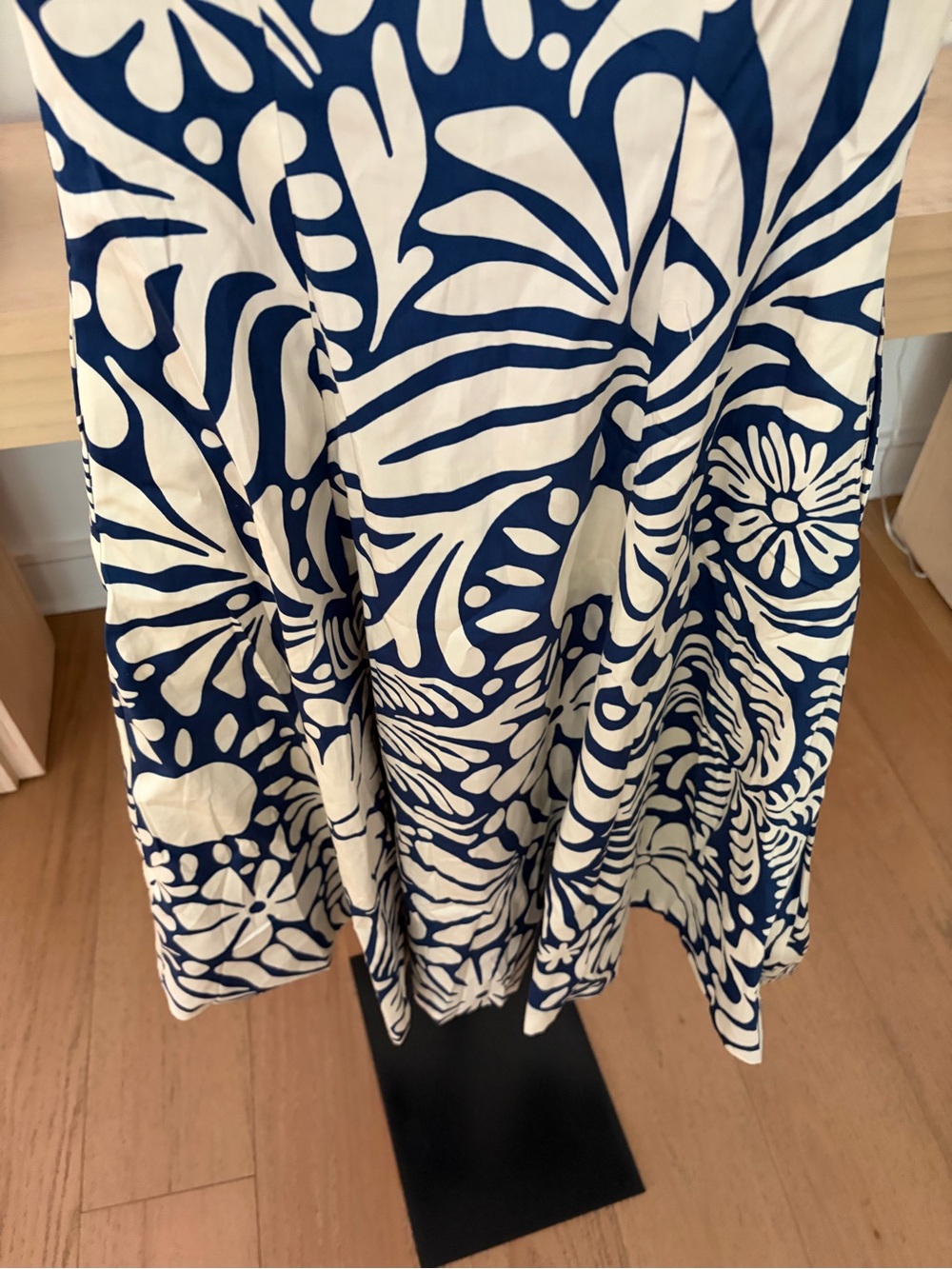 Prosperina Navy & Cream Floral Midi Dress - Picture 4 of 9
